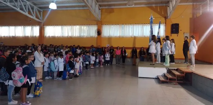 pirmaria-3-de-Zapala-696x344