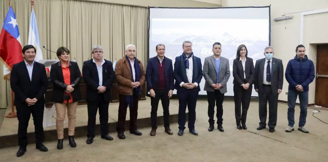 WEB-Neuquén-y-Temuco-construyen-desarrollo-económico-y-social-47-PM-1068x528