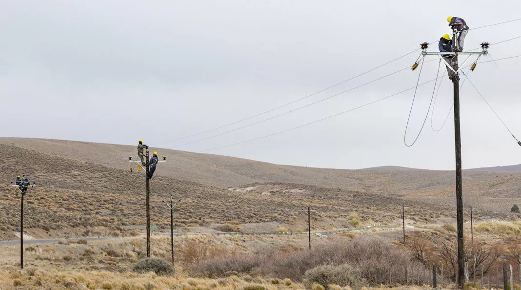 WEB-epen-electrificacion-rural-salitral-prosap-4-copia-copia-1068x594