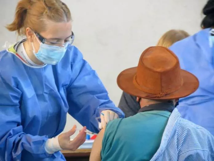 WhatsApp-Image-2021-12-28-at-20.14.42-1-696x522