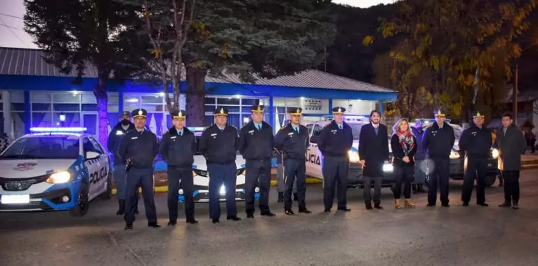 web-Vehículos-policiales-para-San-Martín-de-los-Andes-2-1068x528