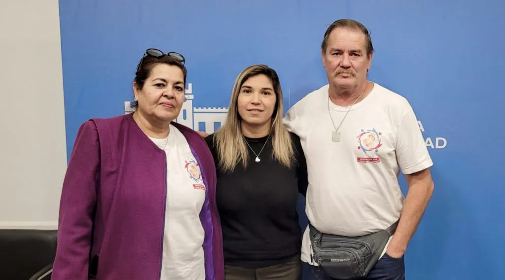 web-gobierno-recibio-a-los-abuelos-de-Lucio-Dupuy-24-1024x569