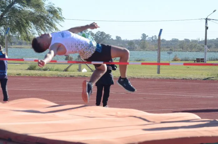 Atletismo-adaptado-2-696x461