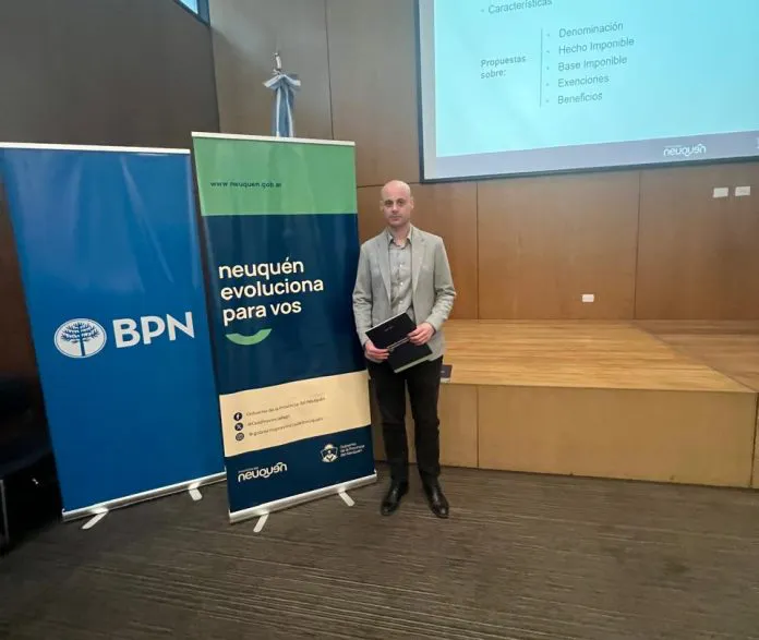 Consoli-Neuquen-696x587