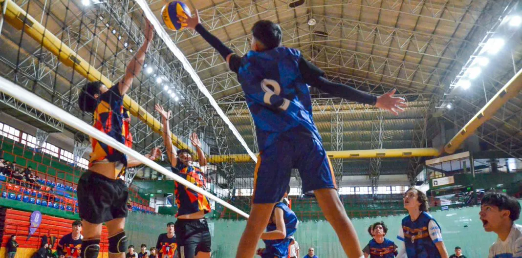 web-finales-de-los-Neuquen-Juega-voley-WA0001-1068x528