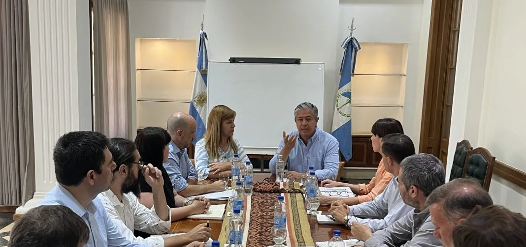 Gabinete-01-1068x503