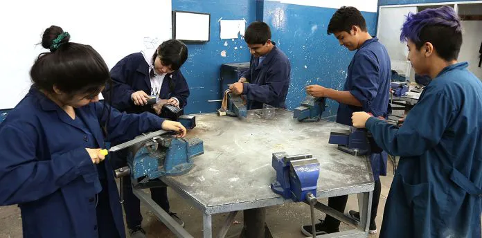 Educación-Técnica