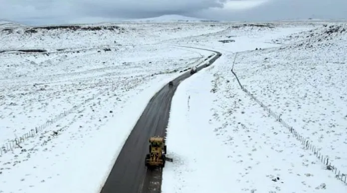web-NIEVE-EN-RUTAS-33-696x387