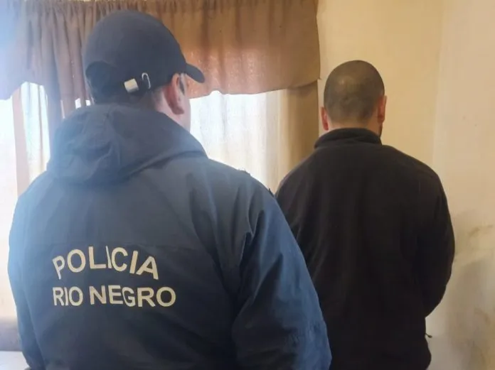 Detenido-1-696x521