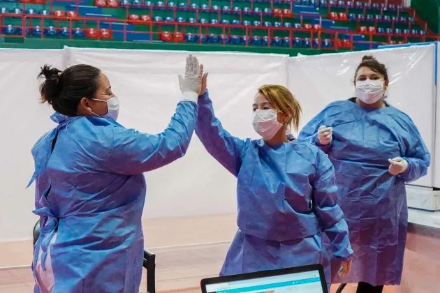 saludo-de-vacunadoras-630x420