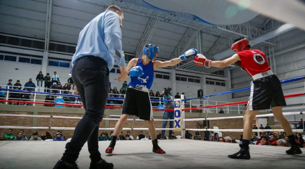web-Los-campeones-de-boxeo-del-Neuquen-Juega-5-1024x569
