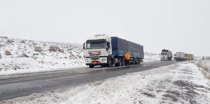 web-Seguridad-Vial-realizará-prevención-en-rutas-55-PM-696x344