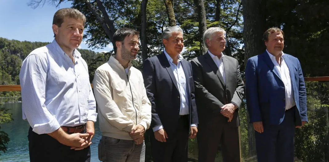 Web...Reunion-de-Gobernadores-1068x528