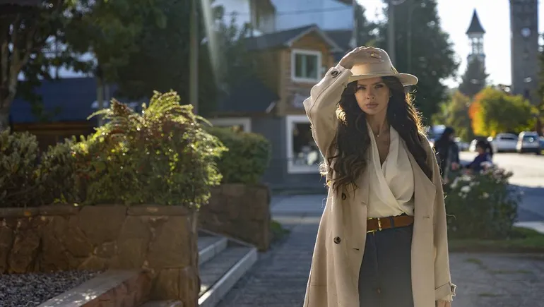 china-suarez-bastarda-serie-portada