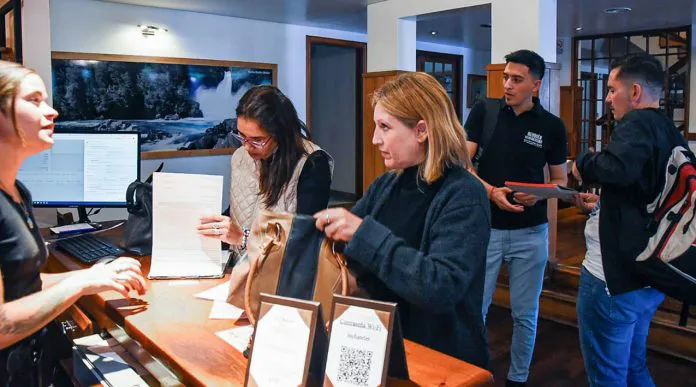 web-Se-realizaron-inspecciones-turisticas-en-San-Martin-de-los-Andes-51-696x387