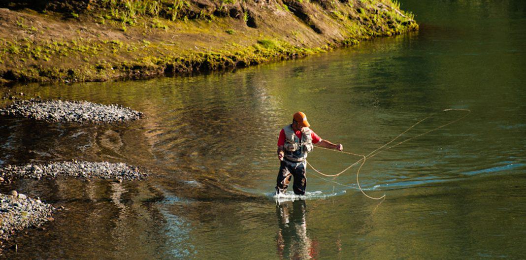 WEB-Pesca-con-Mosca-Piedra-del-Águila-1068x528