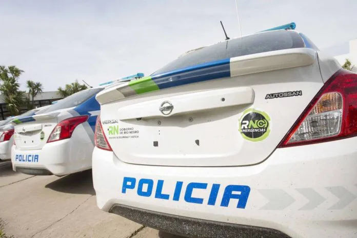 policia01-696x464