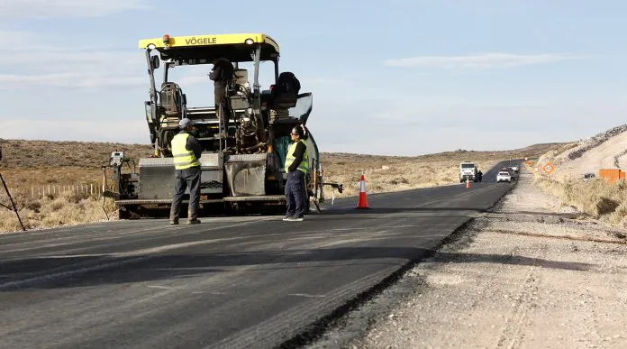 Figueroa-Vamos-a-hacer-600-kilometros-de-rutas-WEB-obras-en-rutas-provinciales-RUTA-13-34-4-696x387