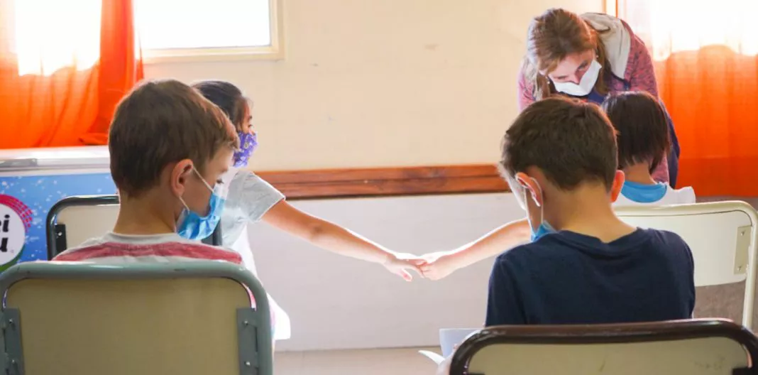 web-vacunación-niños-escuela-125-neuquen-capital-4-1068x528