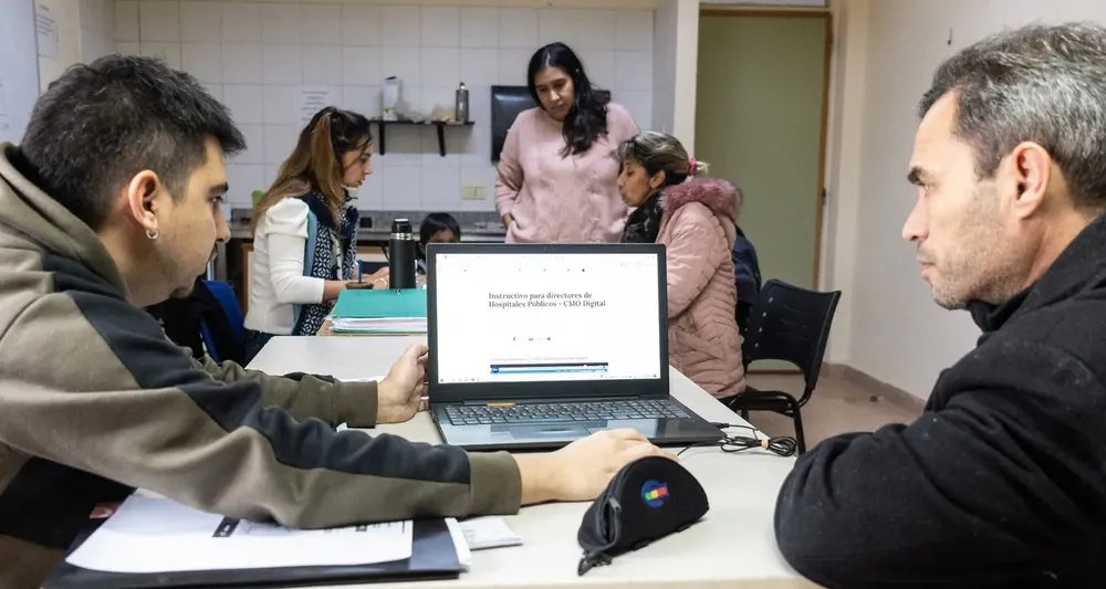 Acortando-Caminos-Gustavo-Iril-1-1536x819