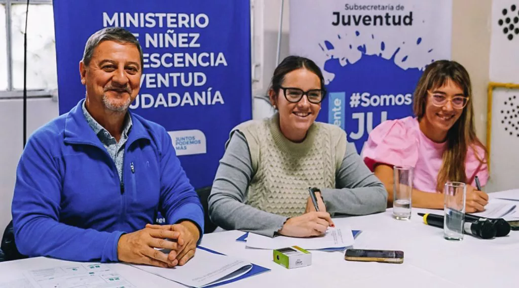 web-Firma-Convenio-IADEP-01-1024x569